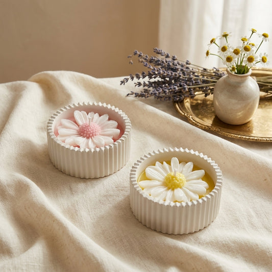 Daisy Bloom Candle Duo